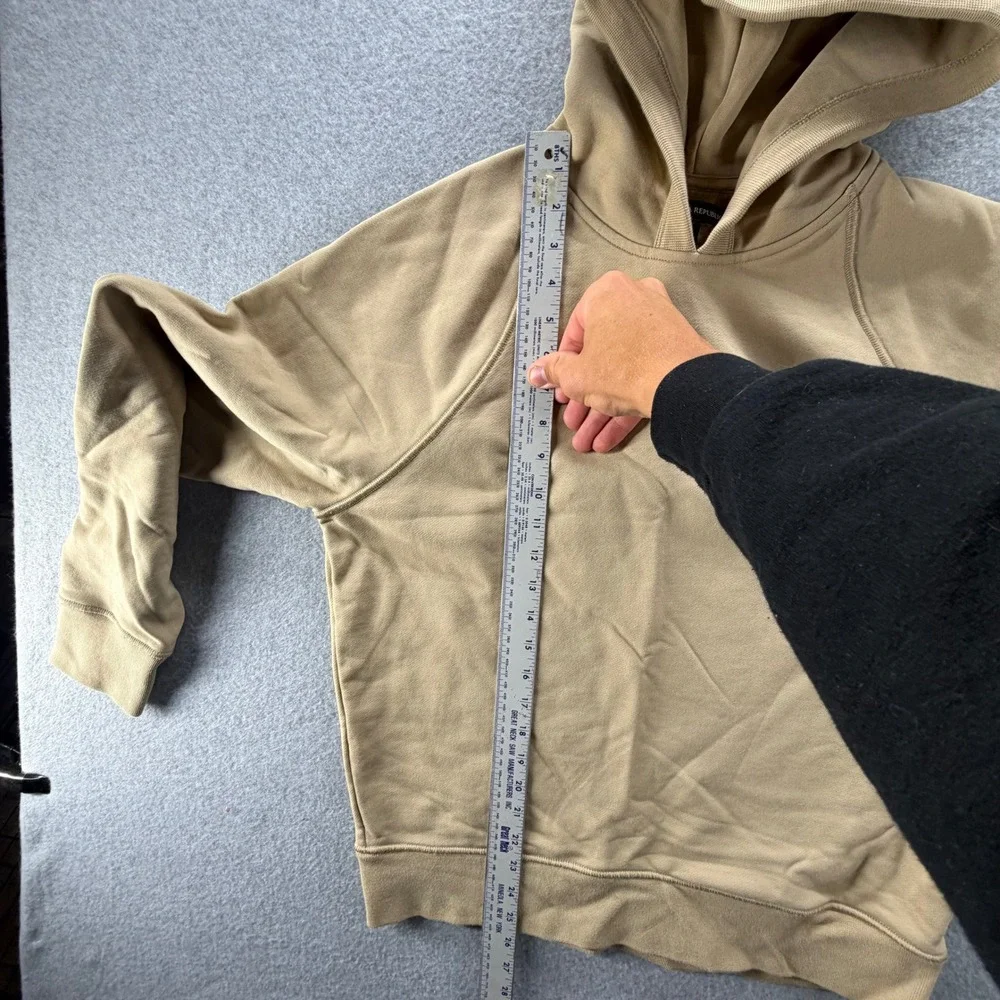 Banana Republic Mens Small Khaki Tan‎ Cotton Blend Raglan Pullover Hoodie Pocket